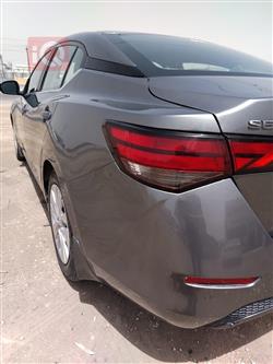 نيسان سنترا